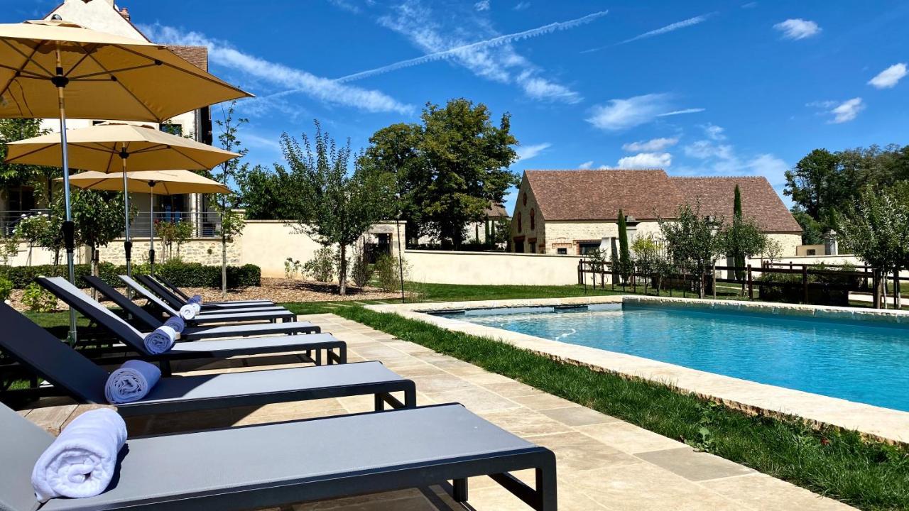 Domaine De Rymska & Spa - Relais & Chateaux Saint-Jean-de-Trézy Exterior photo